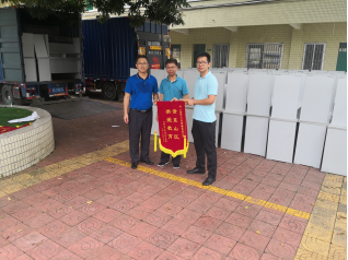 图片说明