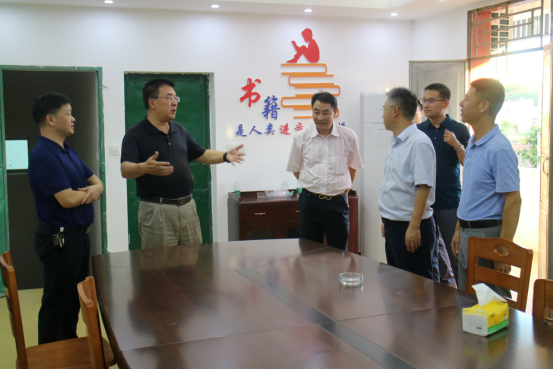 图片说明